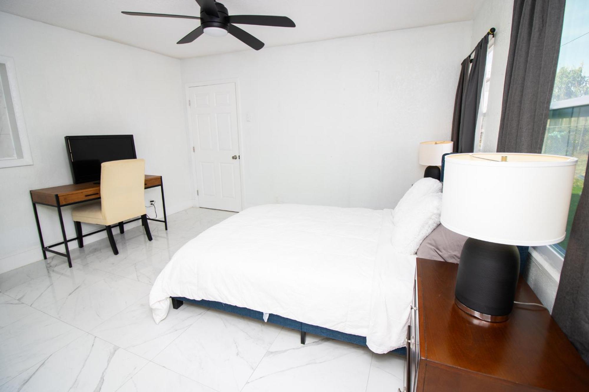 Shared Home - Close To The Beach ริเวียราบีช ภายนอก รูปภาพ